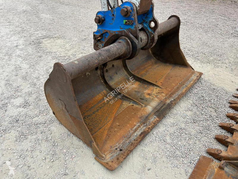 Excavadora Takeuchi
