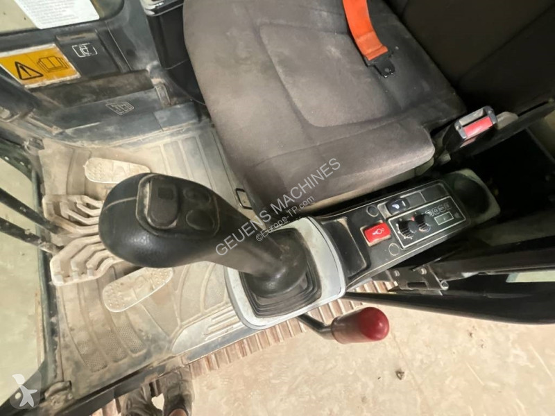 Escavatore JCB 4F