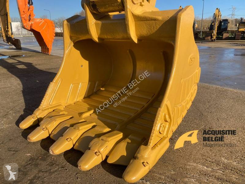 Lopatový nakládač Caterpillar 385CL ME