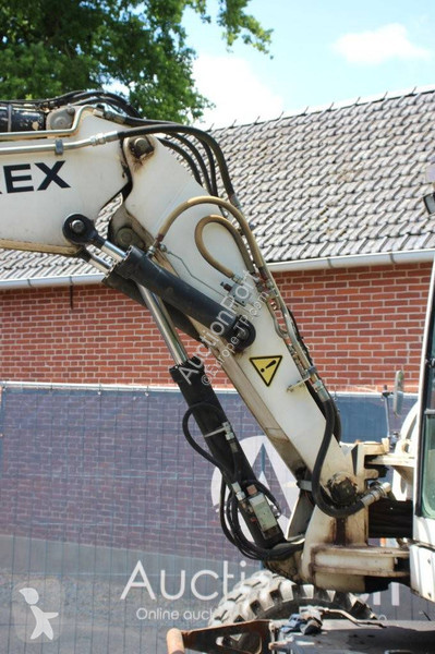 Excavator Terex