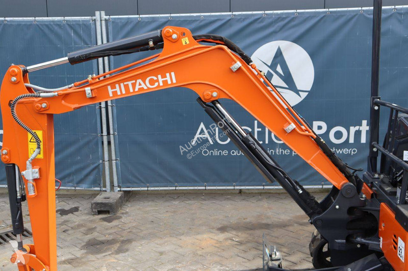 Escavadora Hitachi ZX19U-6 YR