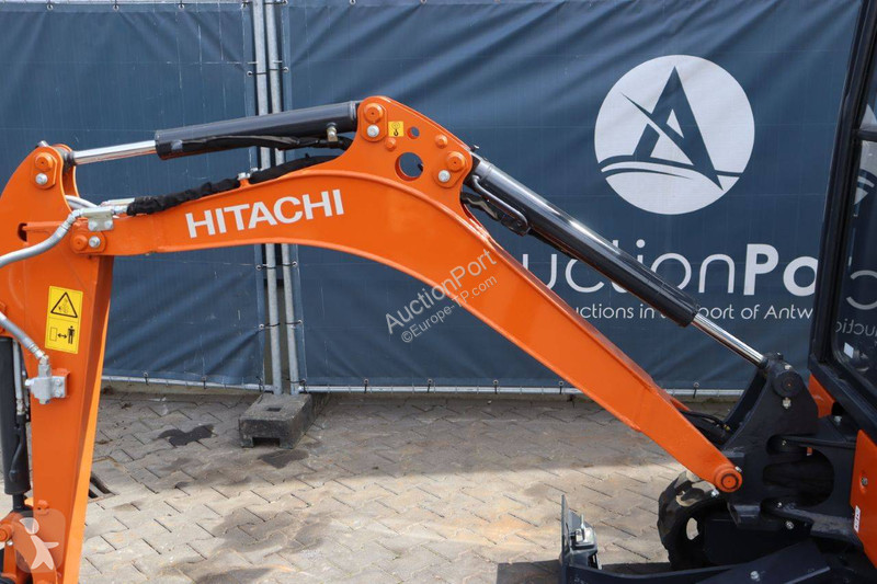 Excavator Hitachi ZX19-6 CR