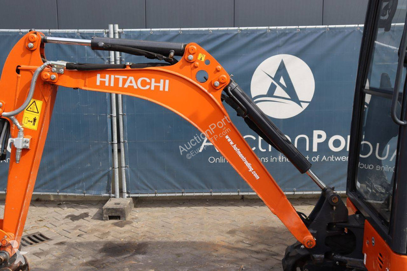 Excavator Hitachi ZAXIS19-CR