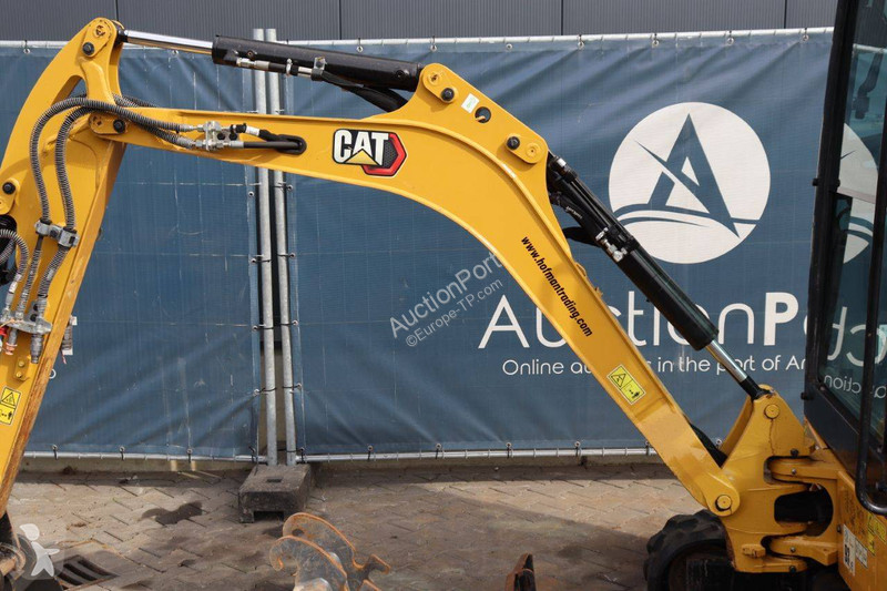 Escavatore Caterpillar