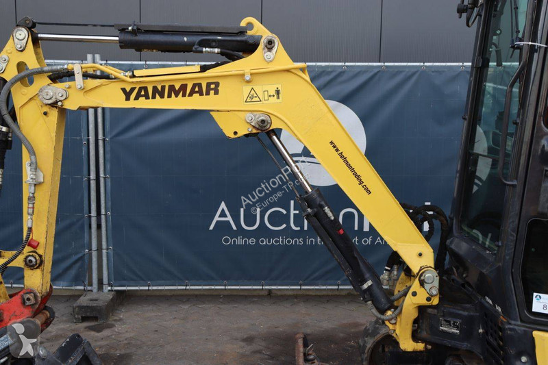 Escavatore Yanmar VIO23-6