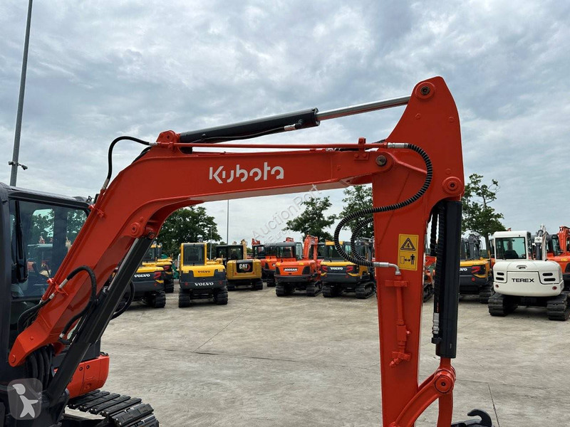 Escavatore Kubota KX155-5