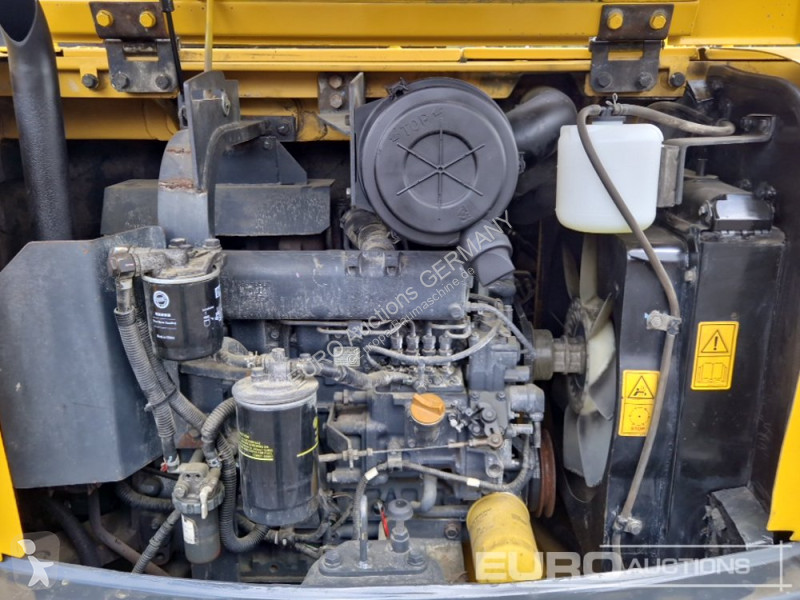 Escavadora Komatsu PC56-7