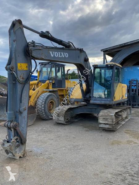Excavadora Volvo