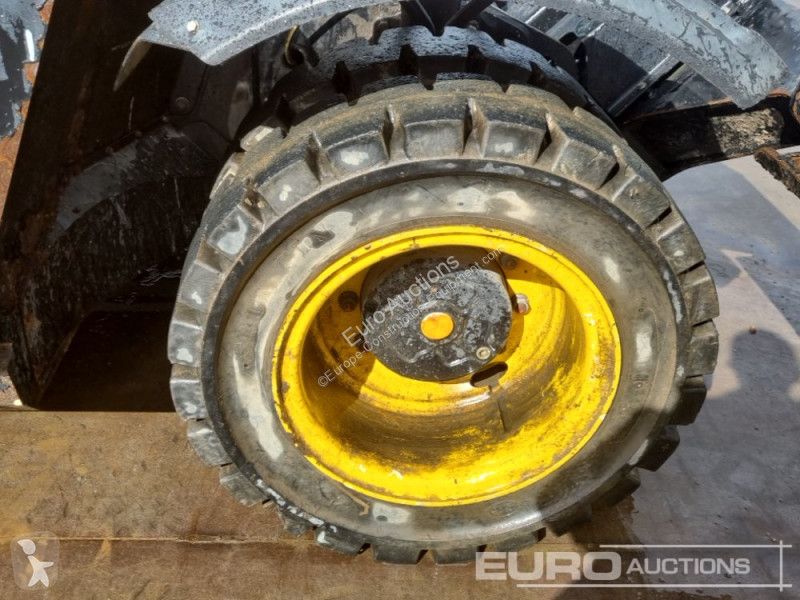 جرافة JCB HD110WT