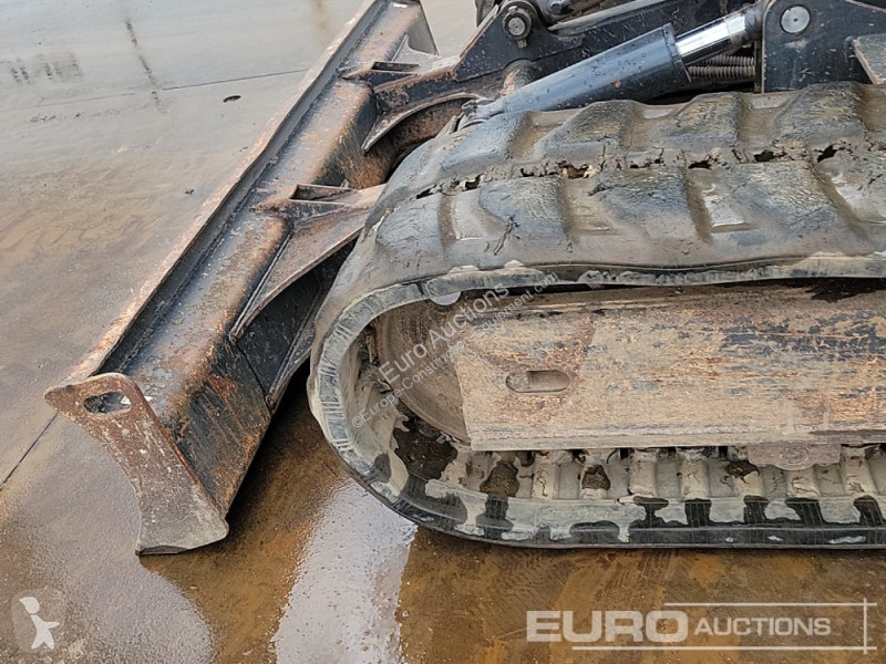 جرافة Bobcat