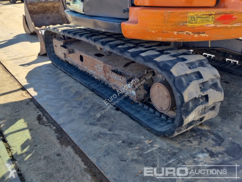 Escavatore Hitachi B-6