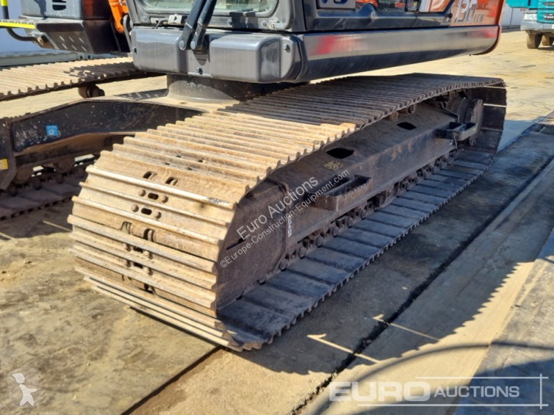Excavadora Hitachi -7