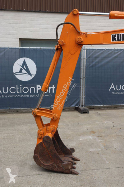 Excavadora Kubota KH-033