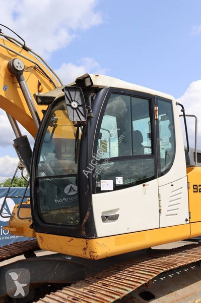 Escavatore Liebherr R922