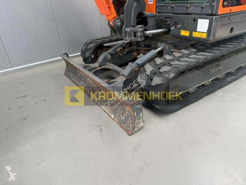 Escavadora Doosan DX 85R-3