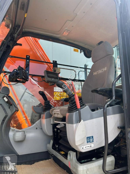 Escavadora Hitachi LC-6 (GPS Prepared)