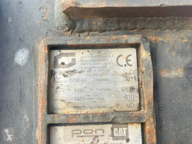 Excavator Caterpillar 330 FL