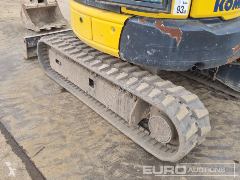 جرافة Komatsu PC26MR-3