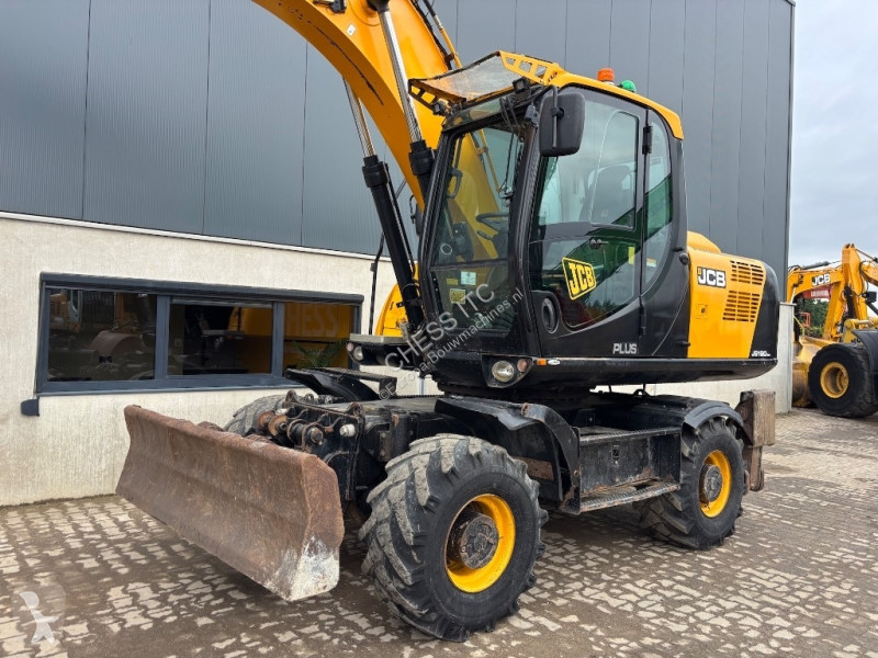 Escavadora JCB
