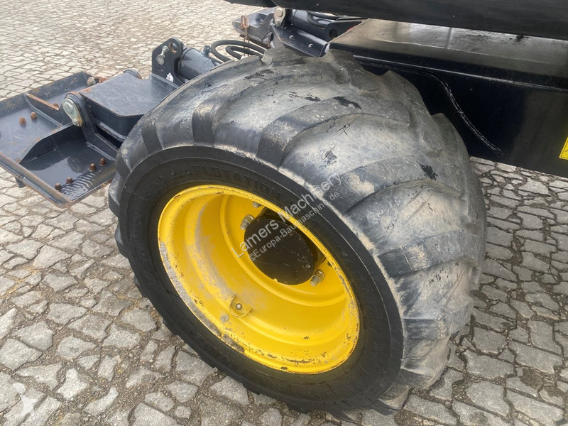 جرافة Yanmar B95w .