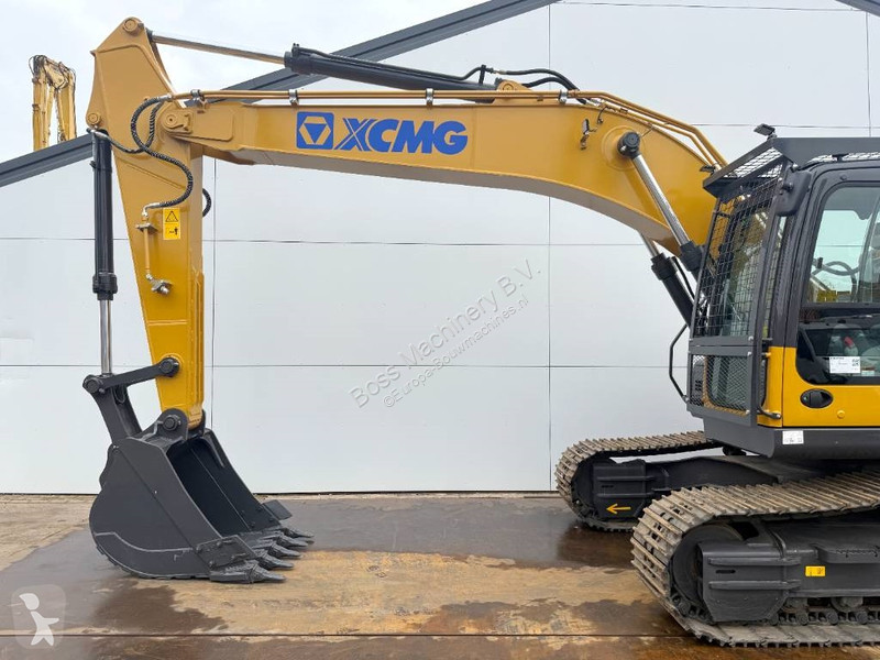 Skovl XCMG XE215i - New / Unused / 2026 Model