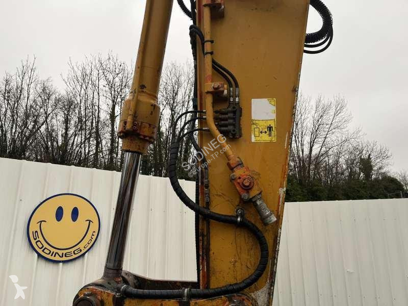 Rýpadlo Hitachi