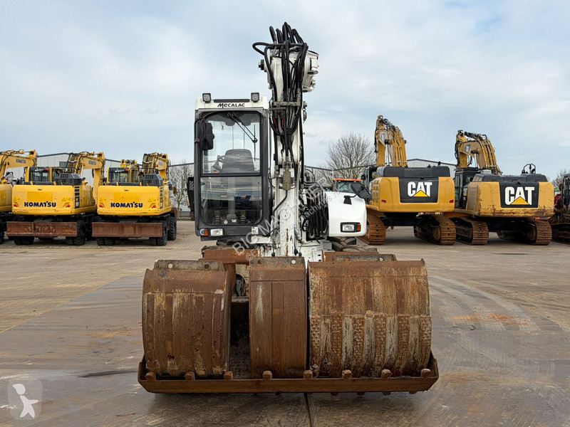 جرافة Mecalac incl. 5 x bucket