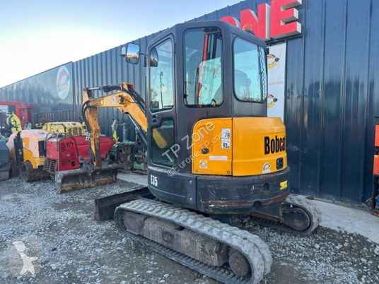 Lopatový nakládač Bobcat e35 à 23 500 € ht