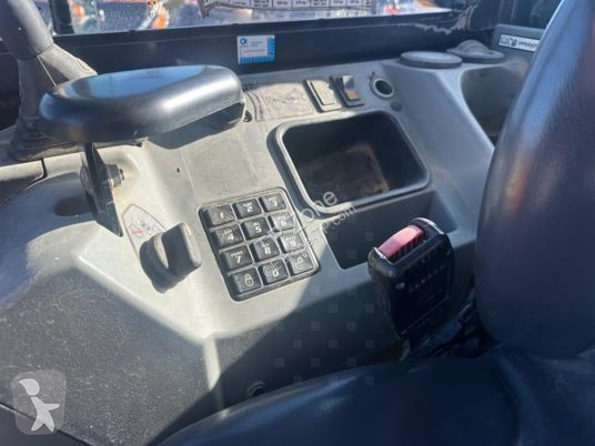 Lopatový nakládač Bobcat e35 à 22 500€ ht