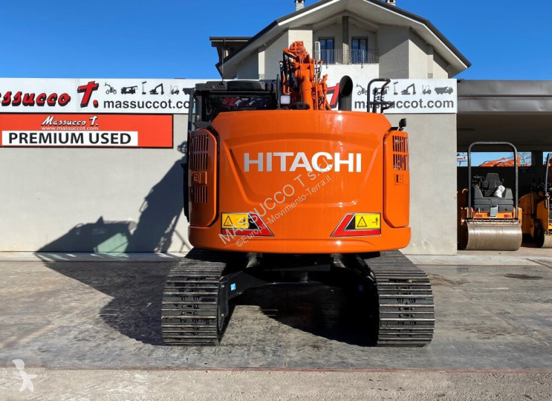 Rýpadlo Hitachi 7