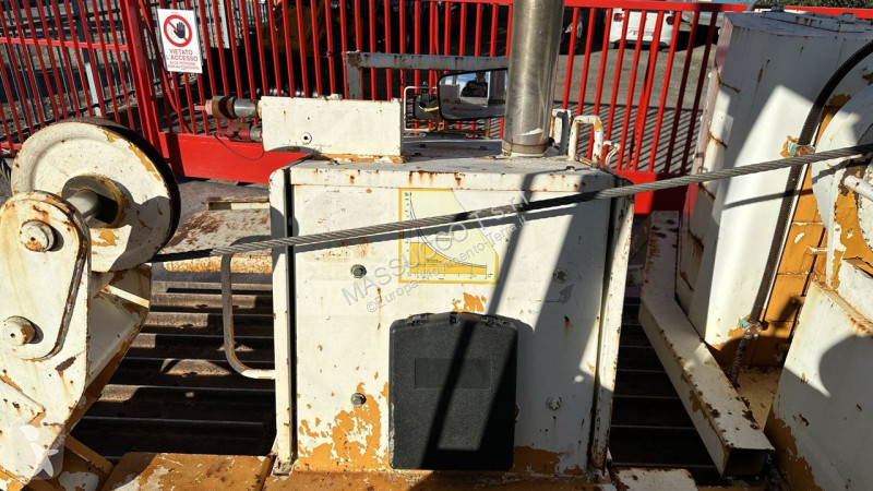 جرافة Liebherr RL 22 B
