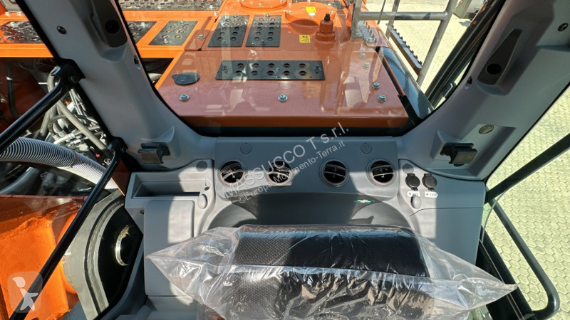 Rýpadlo Hitachi ZX530LCH-7