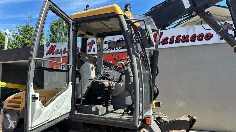 Rýpadlo Mecalac 4X4