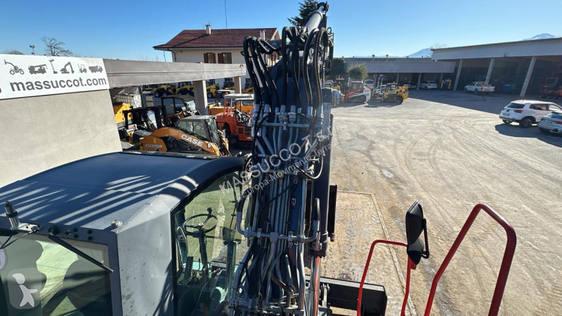 جرافة Terex