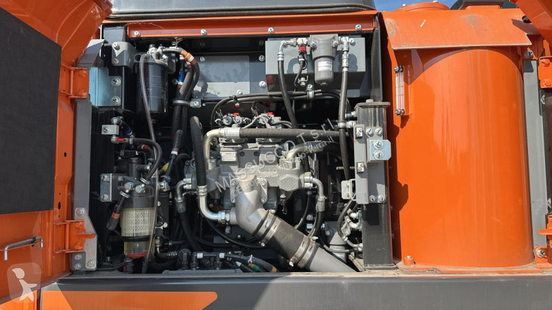 Rýpadlo Hitachi ZX220W-7