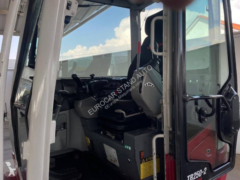 Rýpadlo Takeuchi TB 250-2