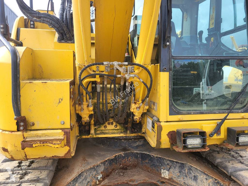 جرافة Komatsu PC138US-11