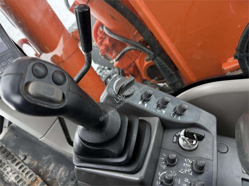 Экскаватор Hitachi 140 W