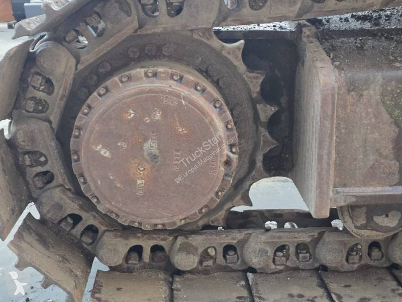 Lopatový nakládač Hyundai