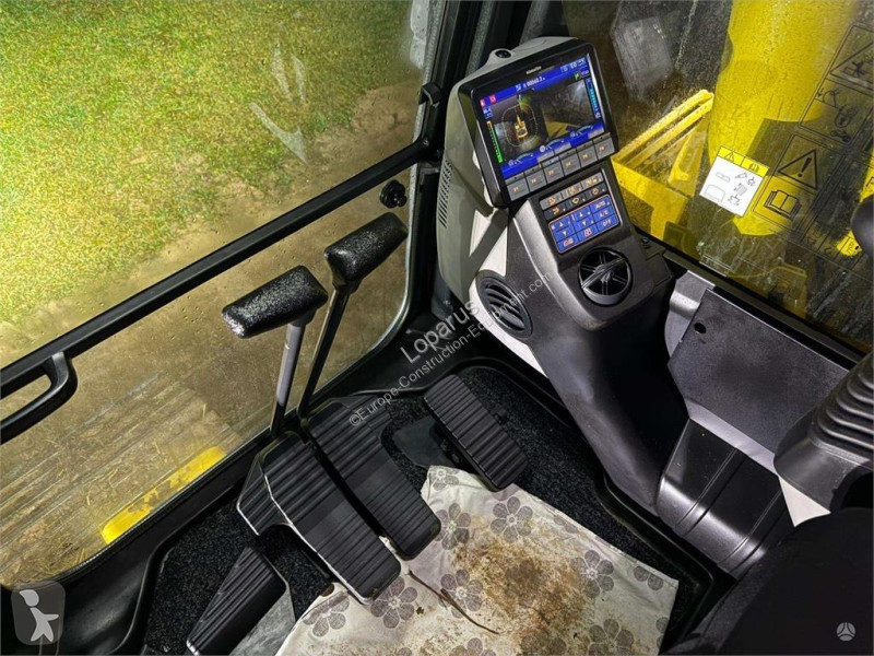 جرافة Komatsu LC-11 E0 LONGREACH 16 M
