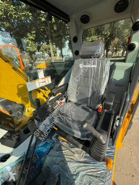 جرافة LiuGong 915F