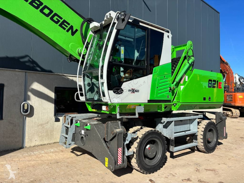 جرافة Sennebogen 821 M - 821 E - E - 818 - 825