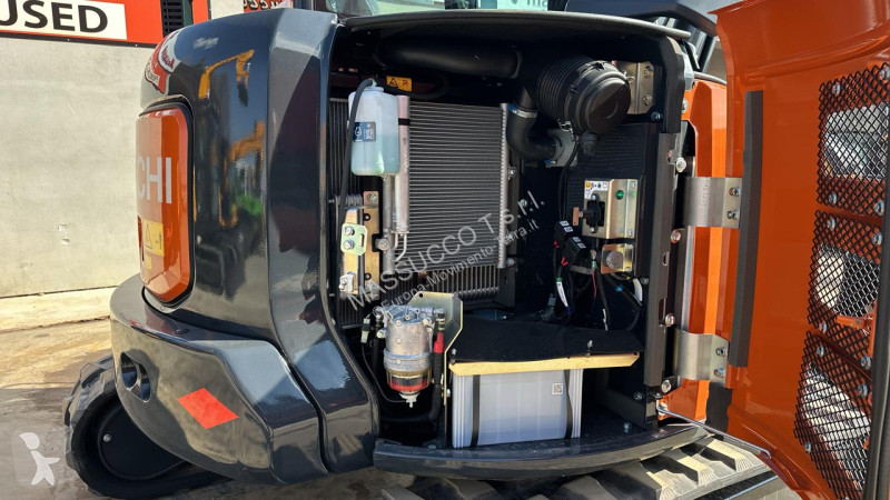 Rýpadlo Hitachi ZX63U