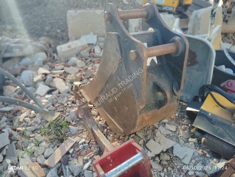 جرافة Hyundai HX 145 ALCR