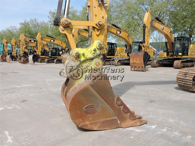 جرافة Caterpillar