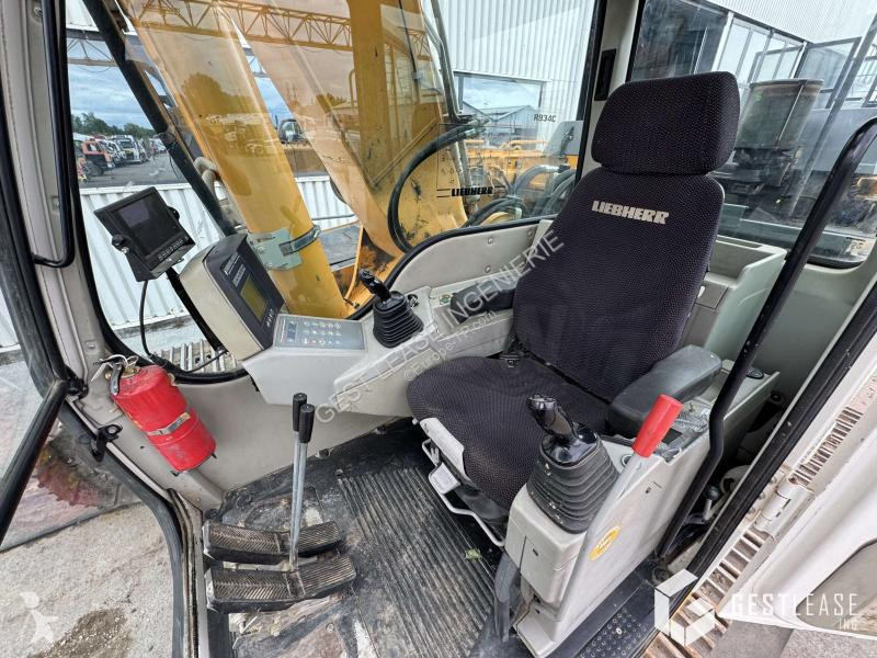 جرافة Liebherr  R934 LC MULTI USER