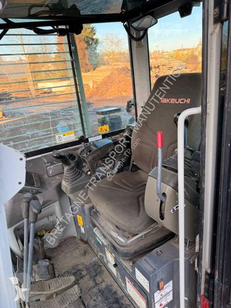 Rýpadlo Takeuchi TB280FR