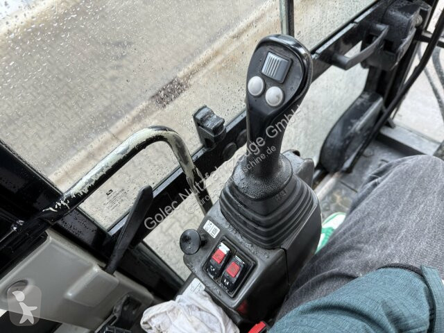 Escavatore Caterpillar M322F Mobilbagger 21,8 T...
