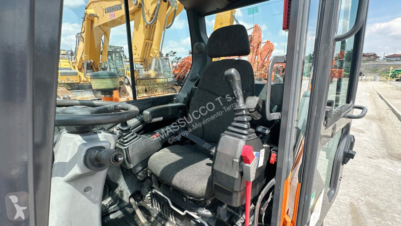 Rýpadlo Doosan DX57W-5