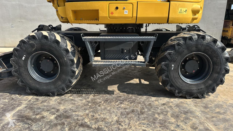 Rýpadlo Komatsu PW118MR-11